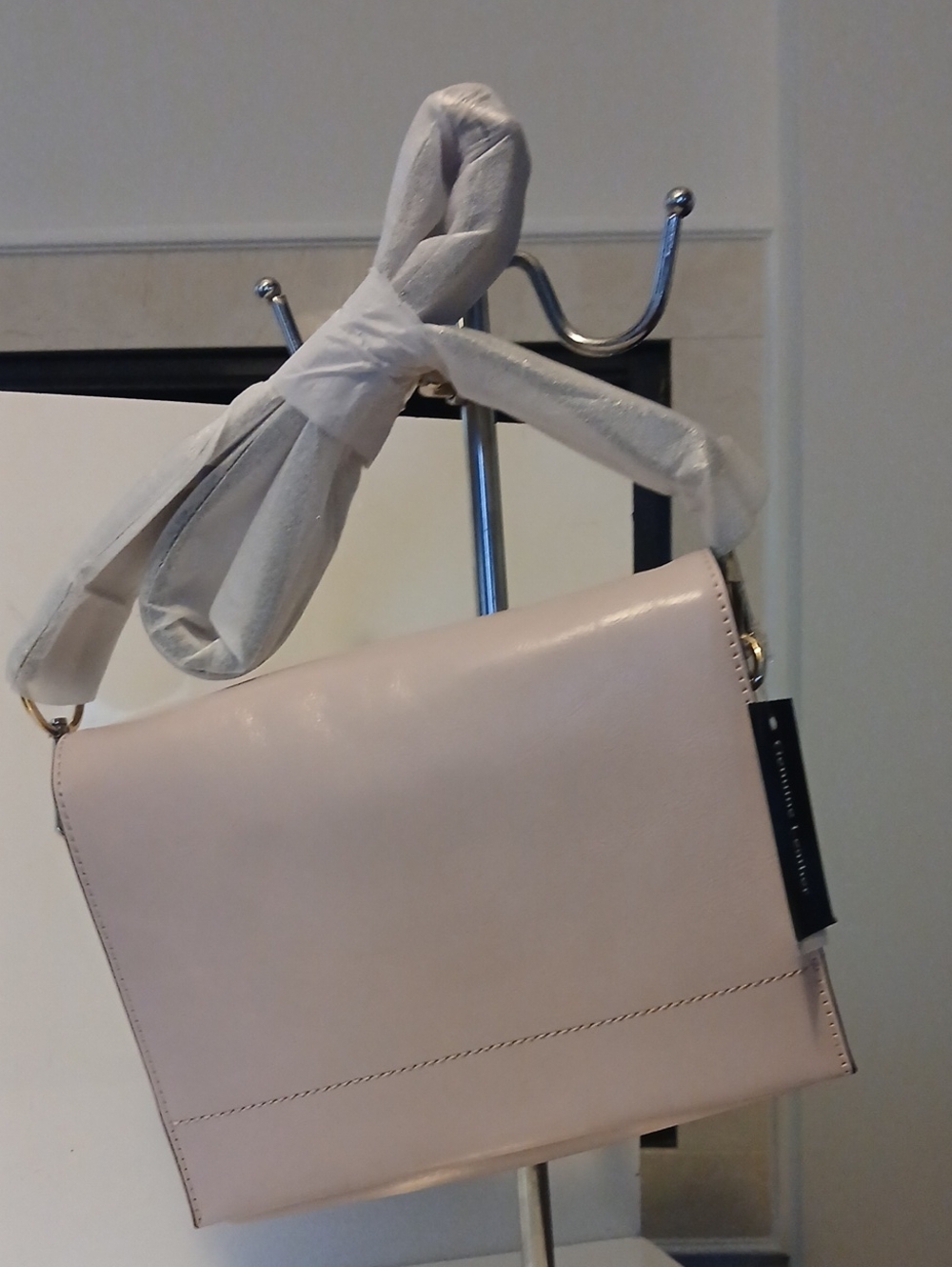 SFW Women's Light Purple Leather Crossbody Bag